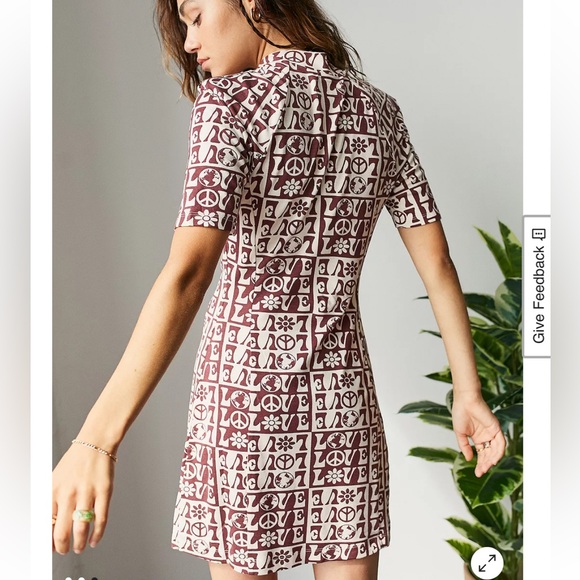 NWOT Urban Outfitters 60s LOVE Print Mia Mock Neck Mini Dress Size Small - Picture 5 of 13